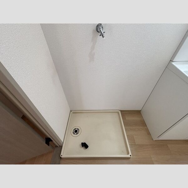 その他 (洗濯機置き場)
