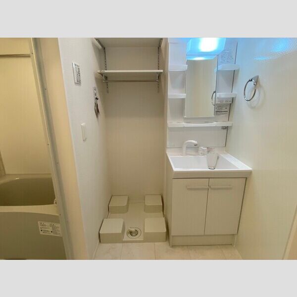 洗面所 (洗面室)