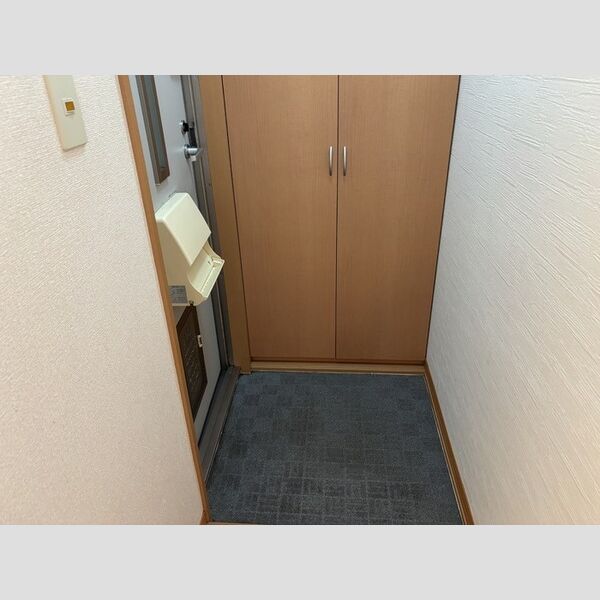 玄関 (玄関)