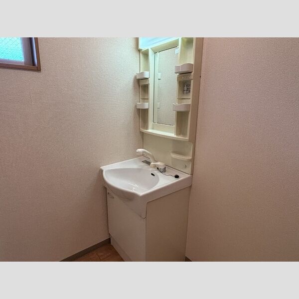 洗面所 (洗髪洗面化粧台)