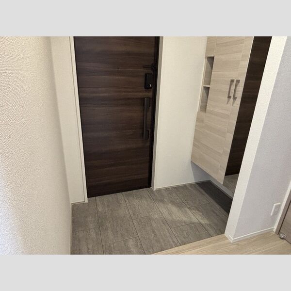 玄関 (玄関)