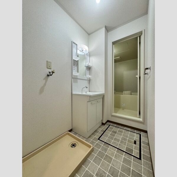 洗面所 (脱衣室)