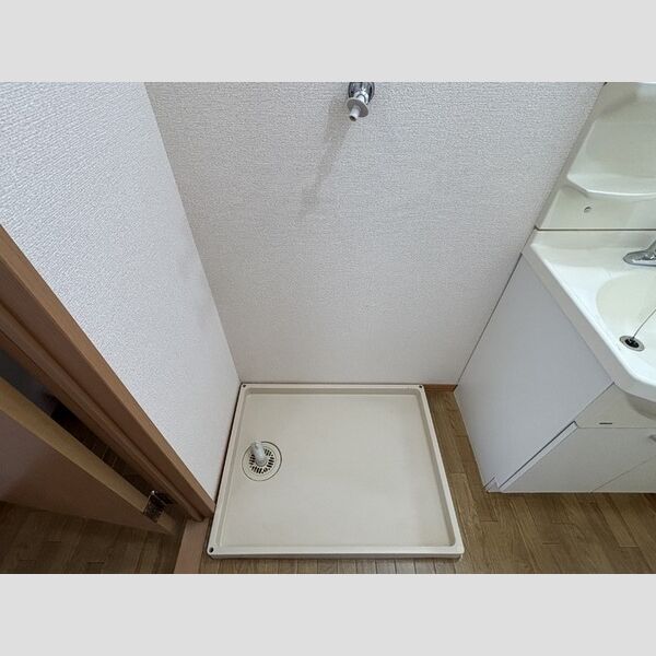 その他 (洗濯機置き場)