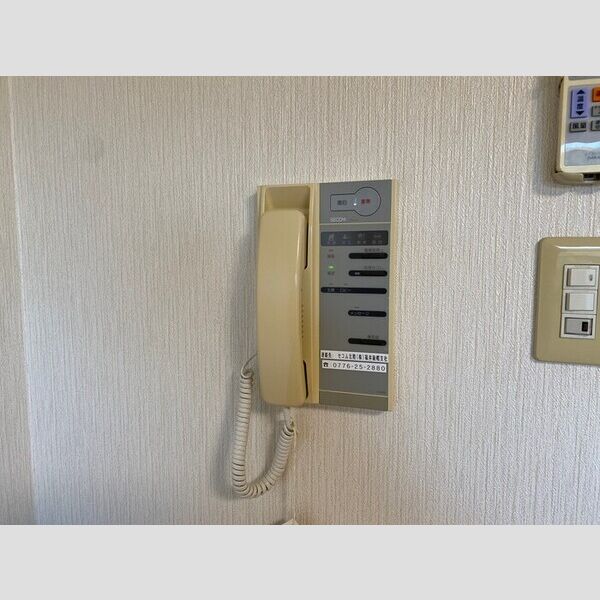 その他設備 (インターホン)