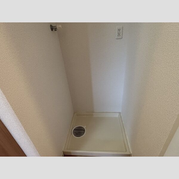 その他 (洗濯機置き場)