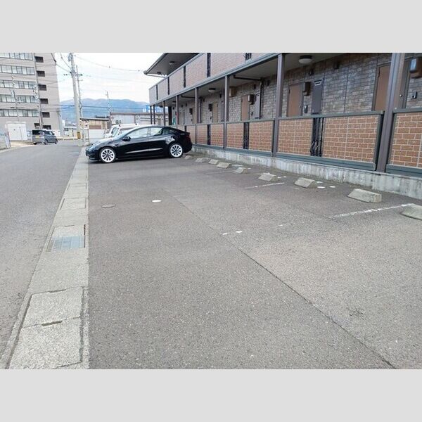 駐車場 (駐車場)