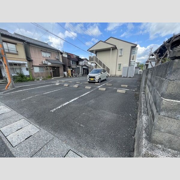 駐車場 (駐車場)