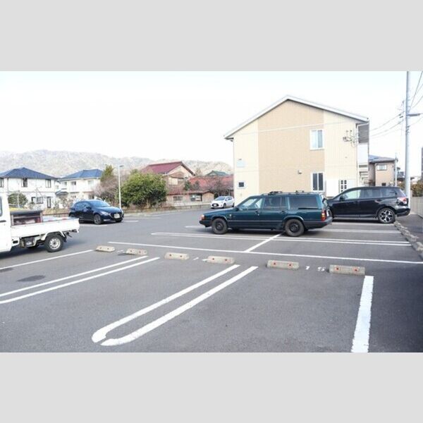 駐車場 (駐車場)