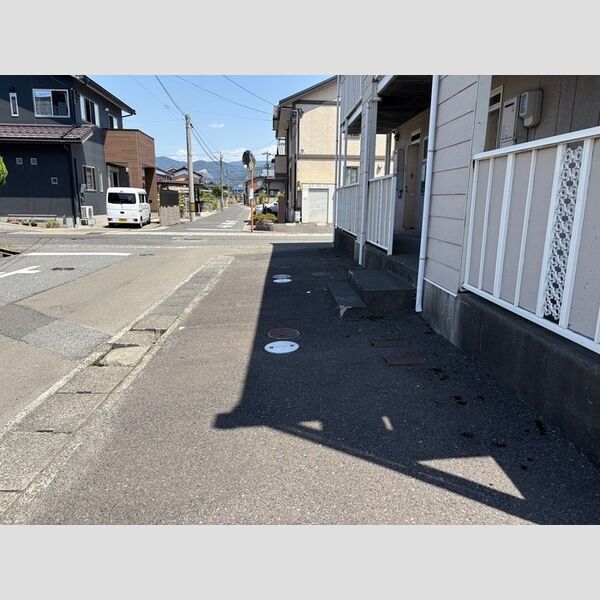 エントランス (エントランス)