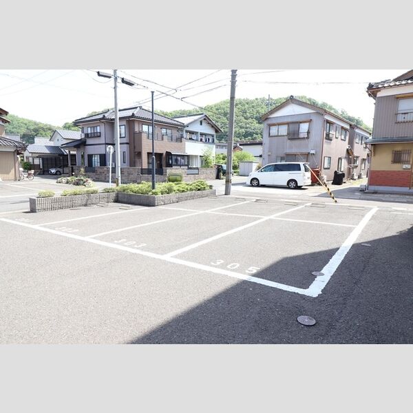 駐車場 (駐車場)