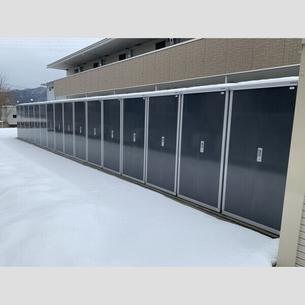 現地周辺 (外倉庫)