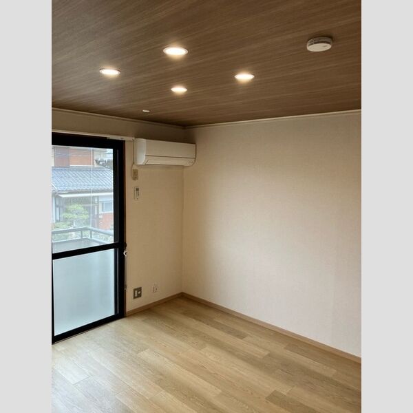 居室・リビング (洋室)