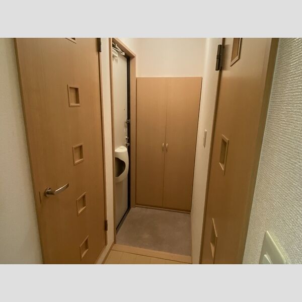 玄関 (玄関)