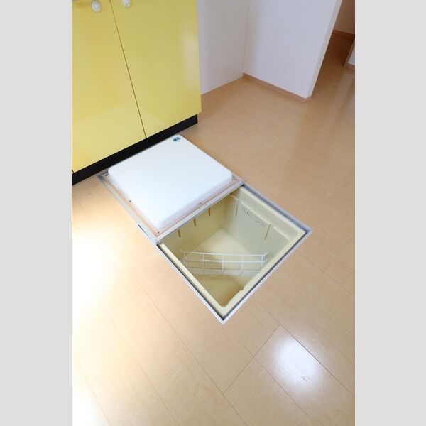 キッチン (床下収納)