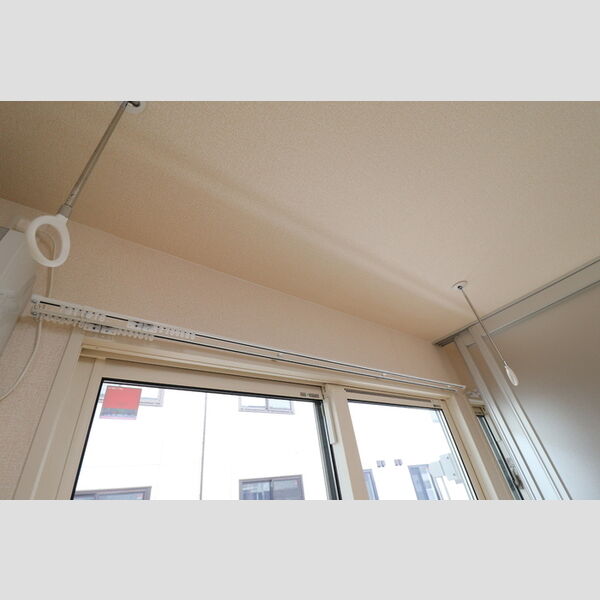 その他 (室内物干し)