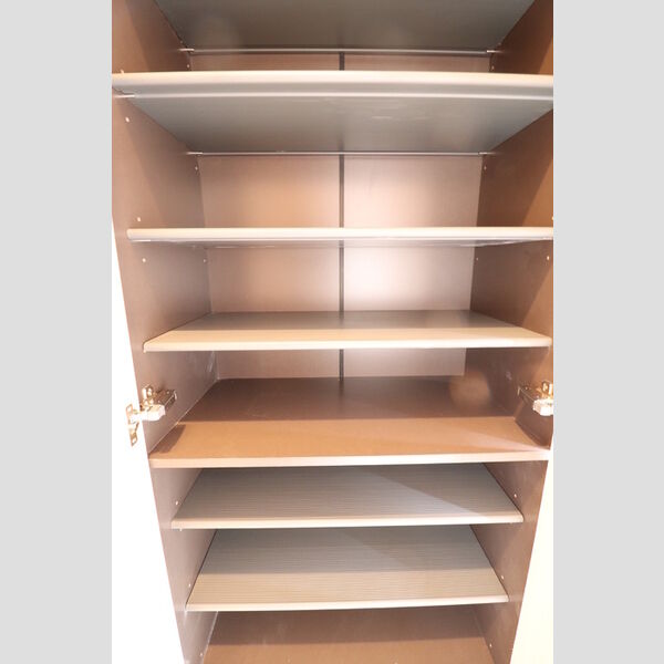 玄関 (シューズボックス)