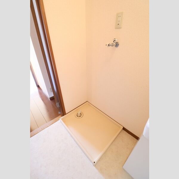 洗面所 (洗濯機置き場)