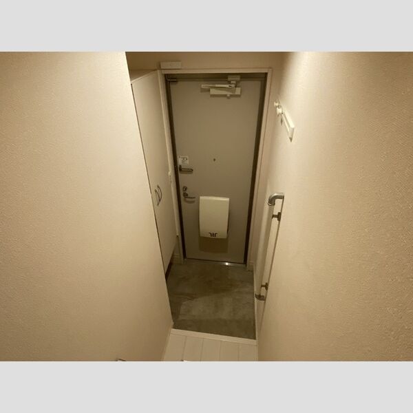 玄関 (玄関)