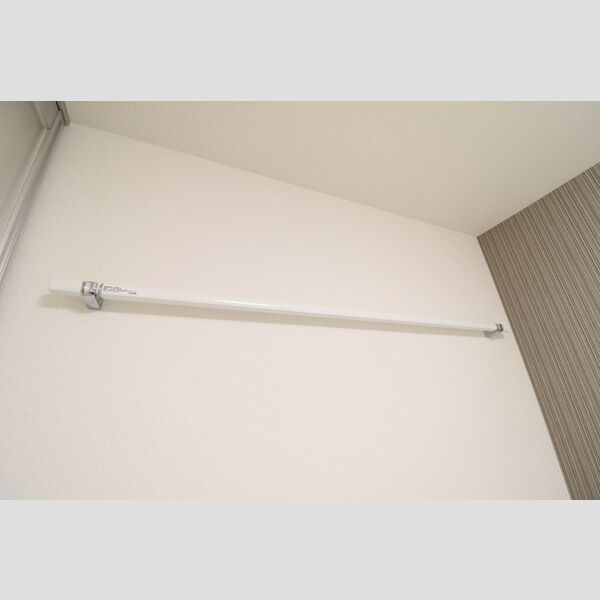 その他 (ハンガーレール)