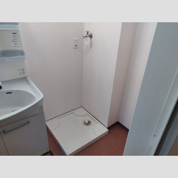 その他 (洗濯機置き場)