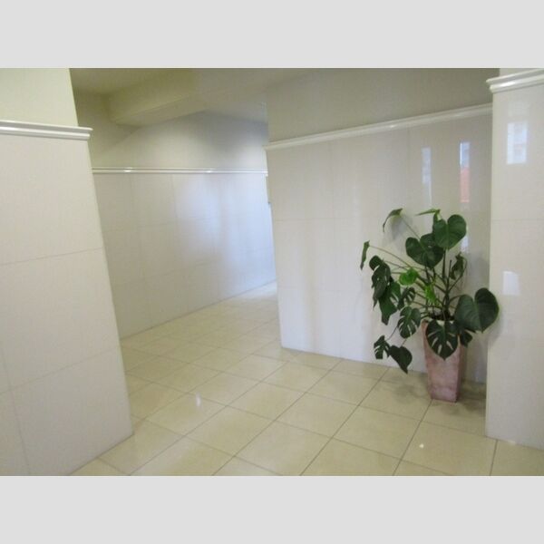 現地周辺 (ロビー)