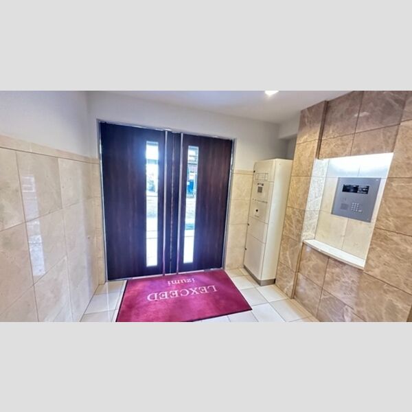 現地周辺 (ロビー)