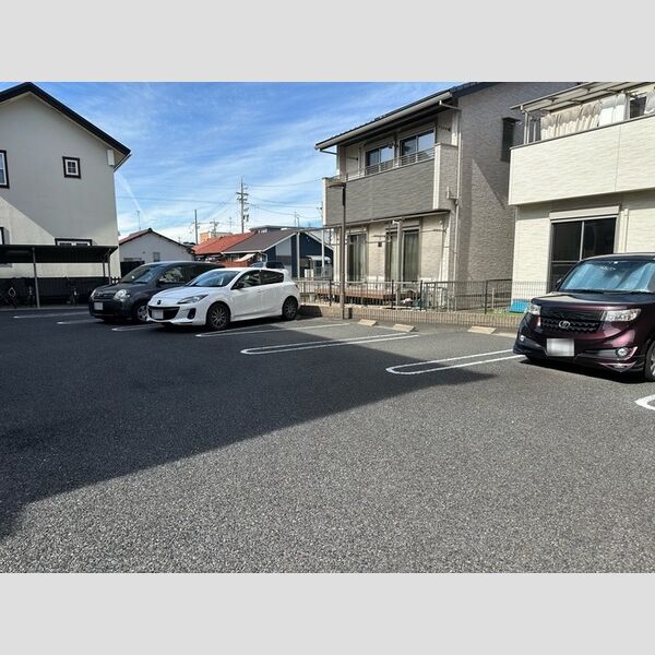 駐車場 (駐車場)