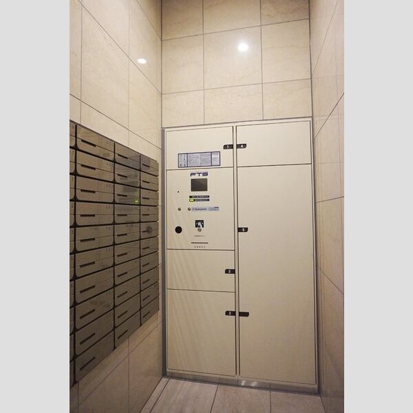 現地周辺 (宅配ボックス)