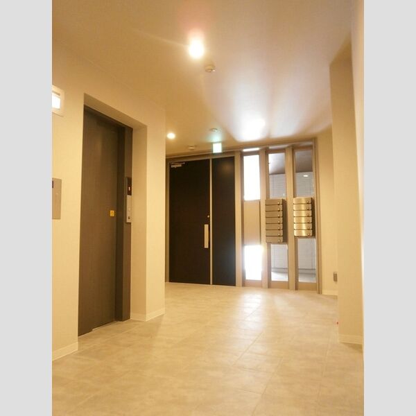 現地周辺 (ホテルライクな屋内廊下仕様)