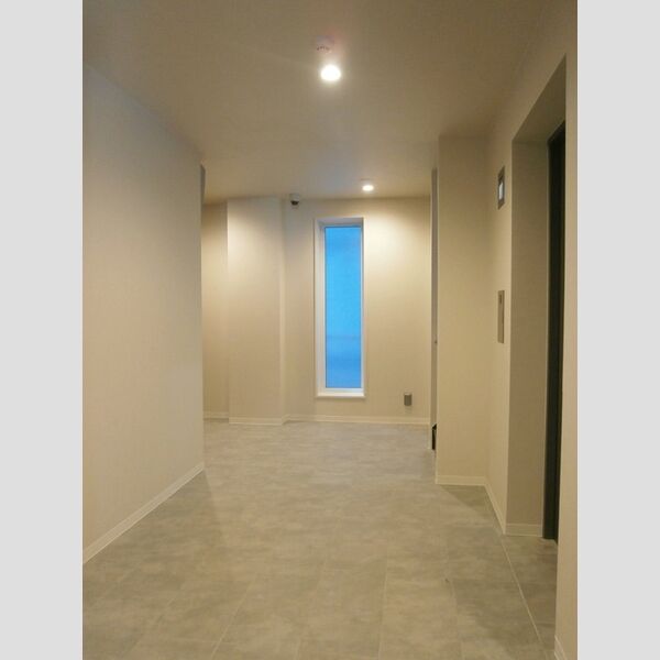 現地周辺 (ロビー)