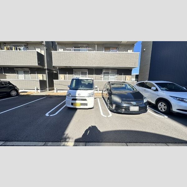 駐車場 (駐車場)