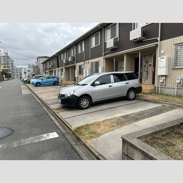 駐車場 (駐車場)