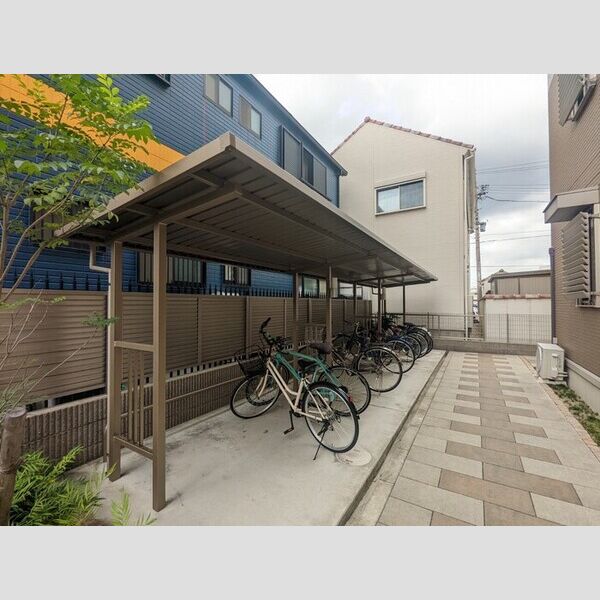 駐車場 (駐輪場)