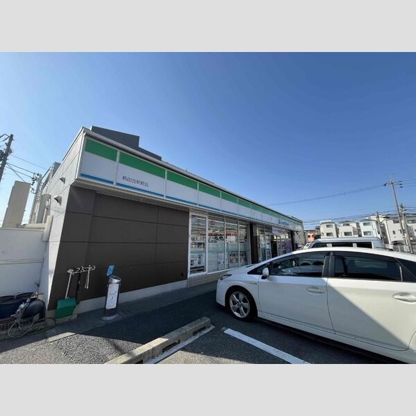現地周辺 (ファミリーマート熱田古新町店)