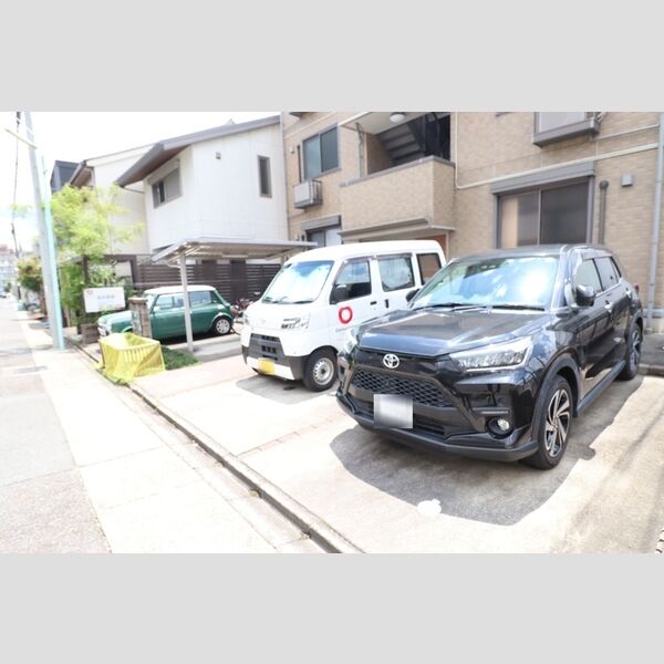 駐車場 (駐車場)