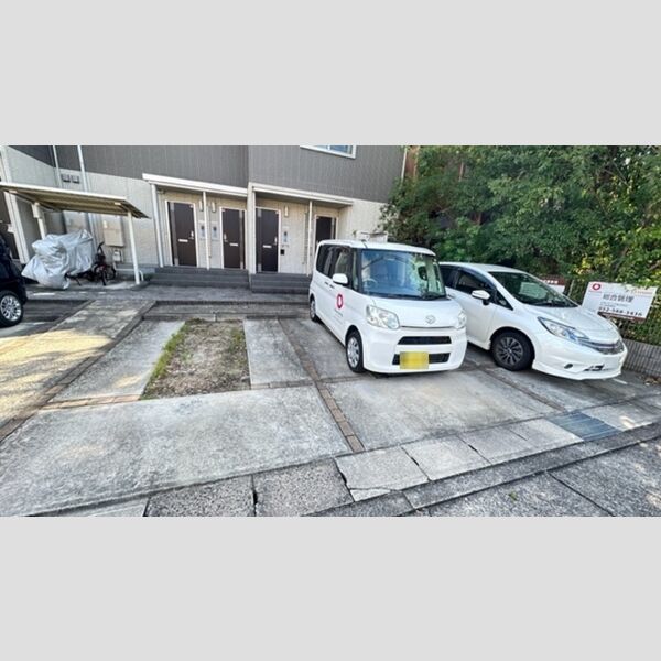 駐車場 (駐車場)