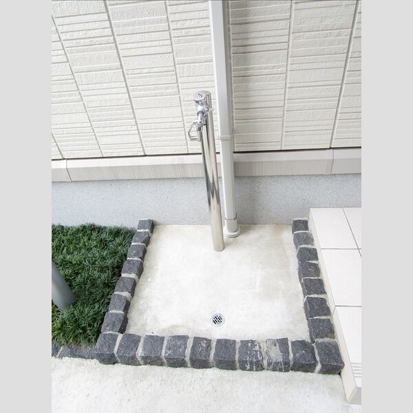 現地周辺 (ペット用足洗い場)