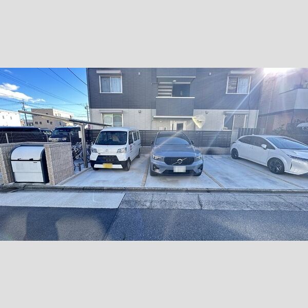 駐車場 (駐車場)