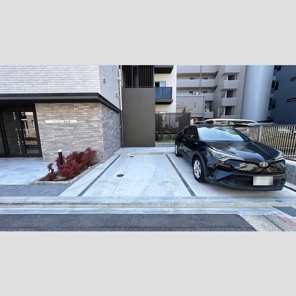 駐車場 (駐車場)