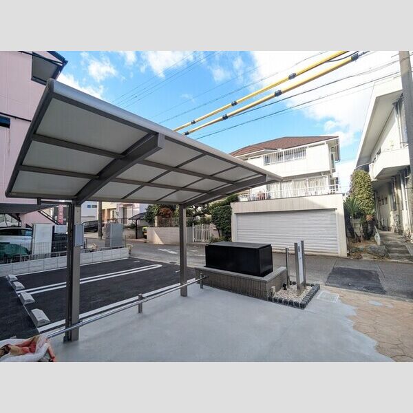 現地周辺 (駐輪場)