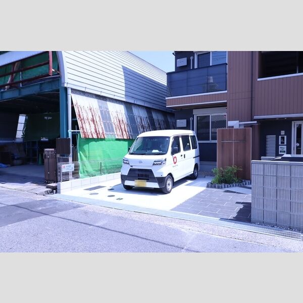 駐車場 (駐車場)