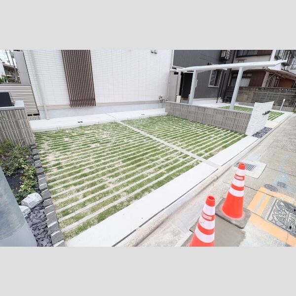 駐車場 (駐車場)