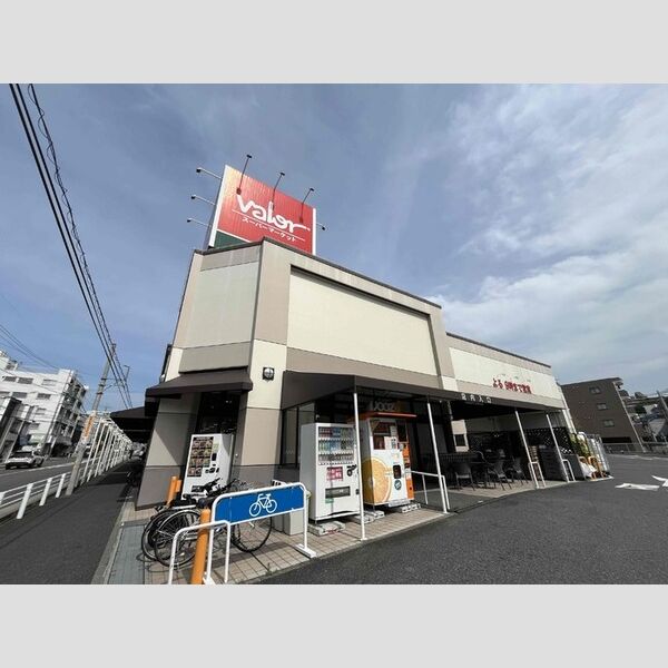 現地周辺 (バロー滝川店)