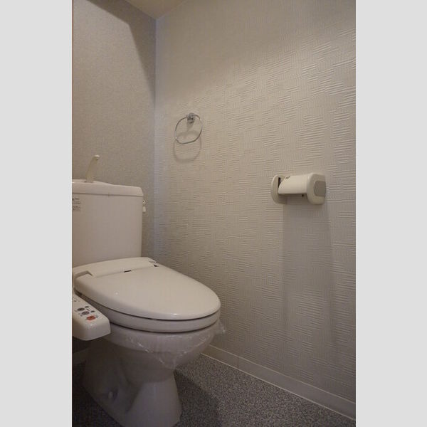 トイレ (温水洗浄暖房便座)