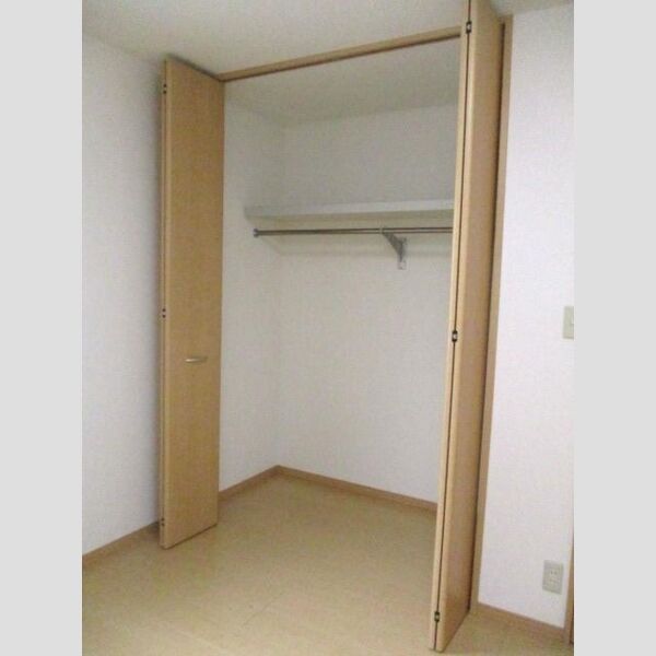 収納 (クローゼット)