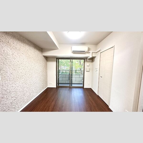 その他 (北側洋室)