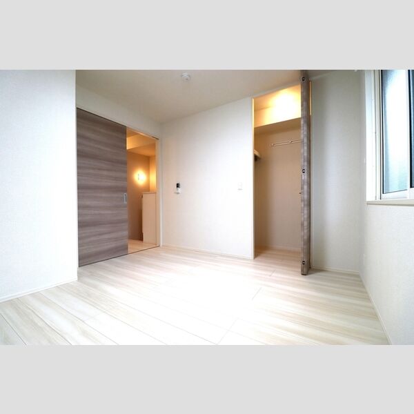 居室・リビング (洋室)