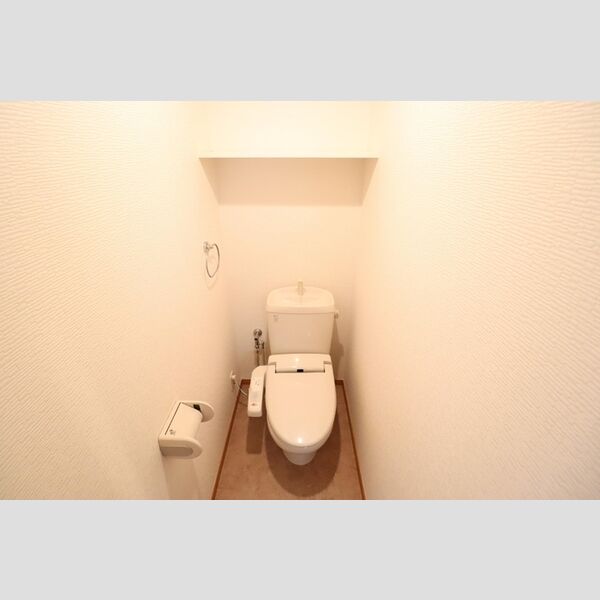 トイレ (温水洗浄暖房便座)