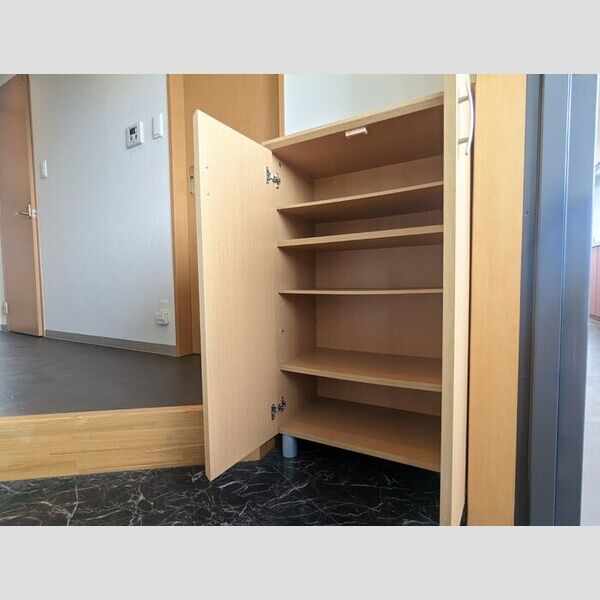 玄関 (シューズボックス)