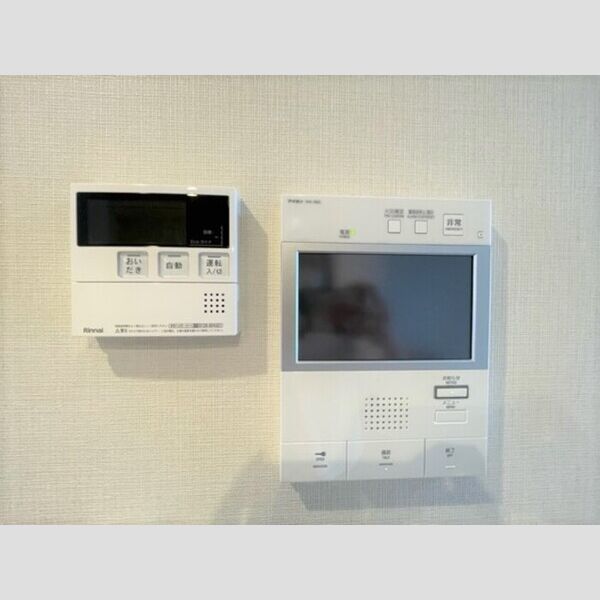 その他設備 (追い炊き給湯・TVモニターホン)